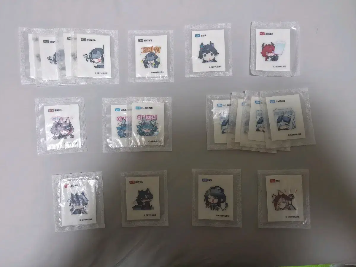https://media.bunjang.co.kr/product/411609522_1_1780242035_w{res}.jpg